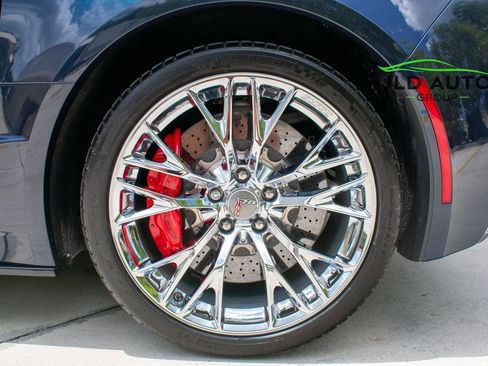 Used 2016 Chevrolet Corvette Z06 w/ Z07 Performance Package RWD image 24
