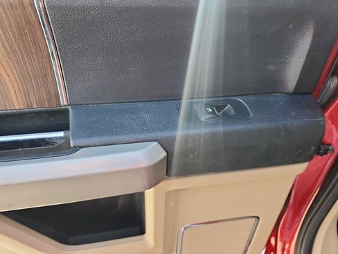 Used 2017 Ford F150 Lariat w/ Equipment Group 502A Luxury image 14