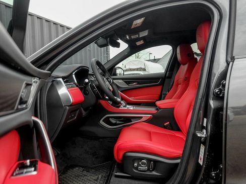 New 2026 Jaguar F-PACE R-Dynamic S image 10