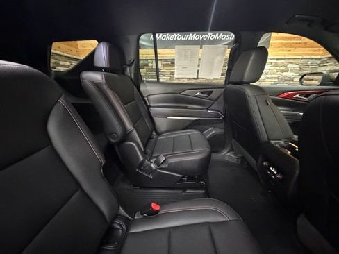 Used 2025 Chevrolet Traverse Z71 w/ Driver Confidence Package AWD/4WD image 33