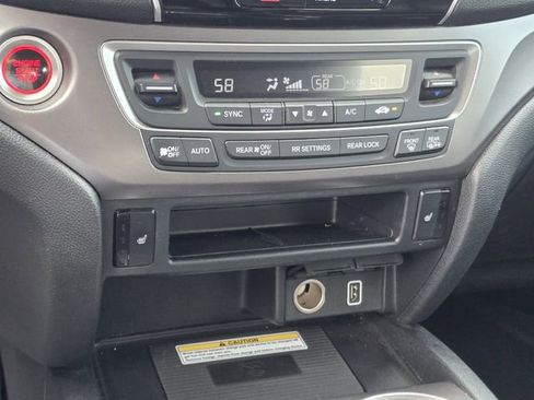 Used 2021 Honda Pilot Special Edition image 20