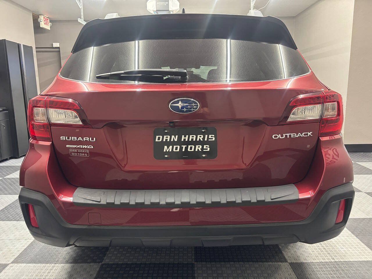 Used 2019 Subaru Outback 2.5i Premium w/ Popular Package #2 AWD/4WD image 8