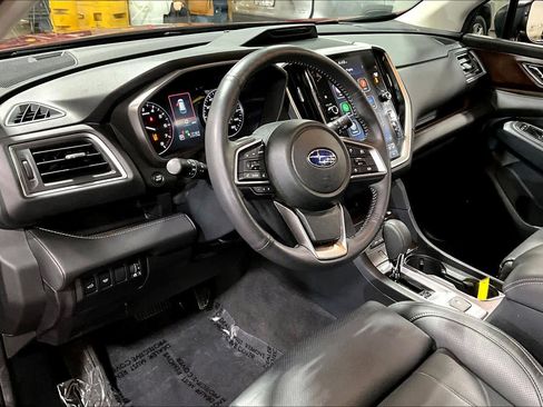 Used 2024 Subaru Ascent Touring image 18