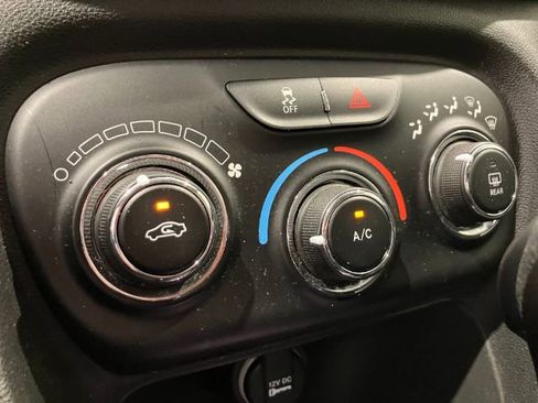 Used 2016 Dodge Dart SE w/ Convenience Group image 29