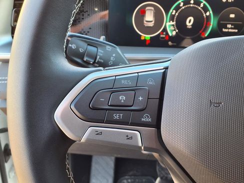 New 2026 Volkswagen Tiguan SE AWD/4WD image 58