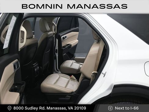 Used 2020 Ford Explorer XLT w/ Equipment Group 202A image 12