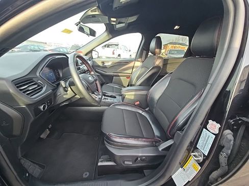 Used 2025 Ford Escape ST-Line image 12