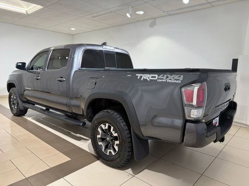 Certified 2020 Toyota Tacoma TRD Off-Road w/ TRD Premium Off Road Package AWD/4WD image 3