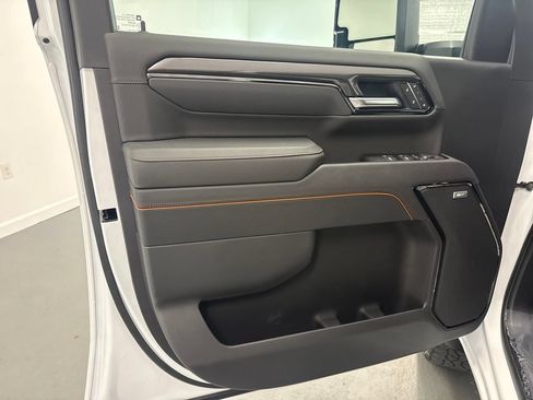 New 2026 GMC Sierra 2500 AT4 w/ Technology Package AWD/4WD image 12