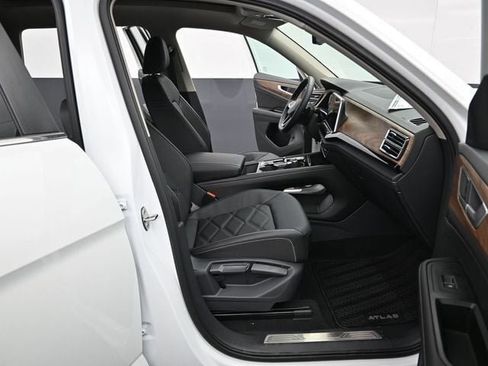 New 2026 Volkswagen Atlas SE AWD/4WD image 14