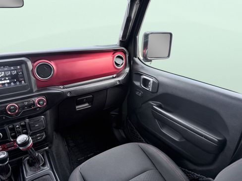 Used 2021 Jeep Gladiator Rubicon w/ Cold Weather Group image 50