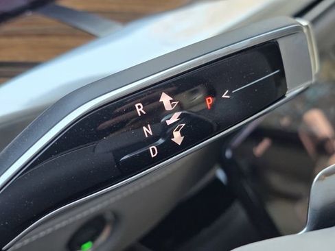 Used 2026 Cadillac Escalade Platinum Sport w/ LPO, Floor Liner Package image 17