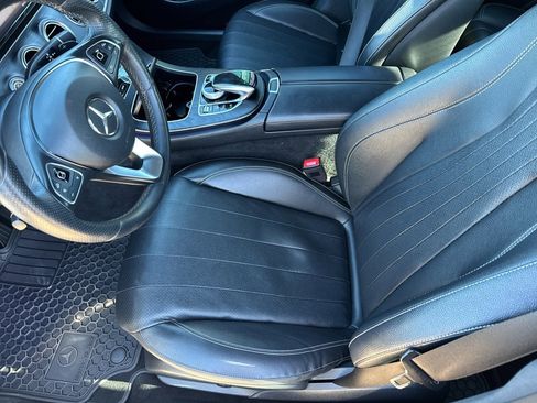 Used 2018 Mercedes-Benz E 400 4MATIC Sedan image 15