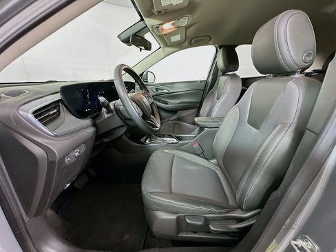 Used 2025 Buick Encore GX Preferred image 13