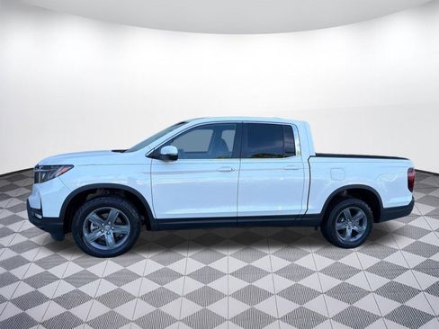 Used 2023 Honda Ridgeline RTL image 2