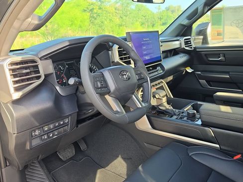 New 2026 Toyota Tundra SR5 w/ SR5 Premium Package AWD/4WD image 7