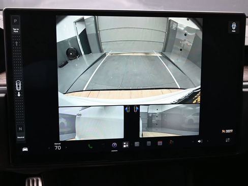 Used 2022 Tesla Model S AWD/4WD image 16