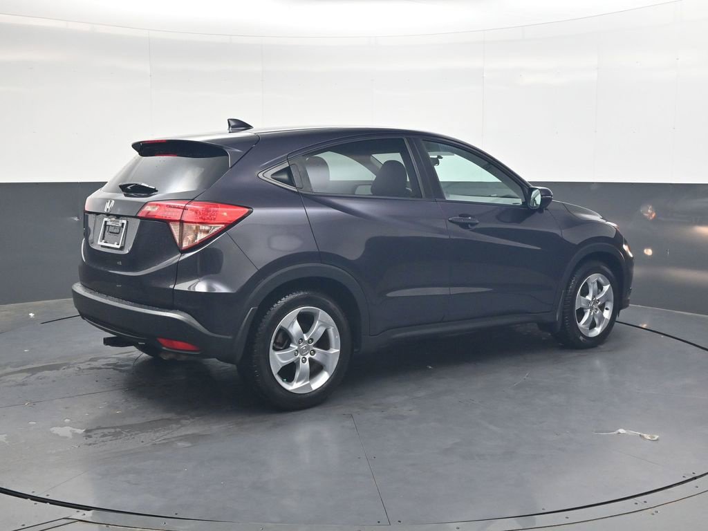 Used 2016 Honda HR-V EX image 4