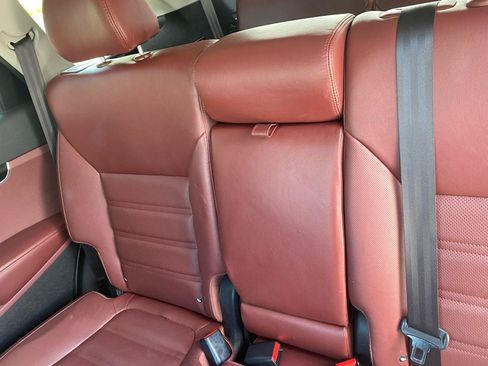 Used 2017 Kia Sorento SX FWD image 8