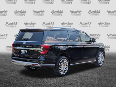 Used 2024 Ford Expedition Limited AWD/4WD image 10