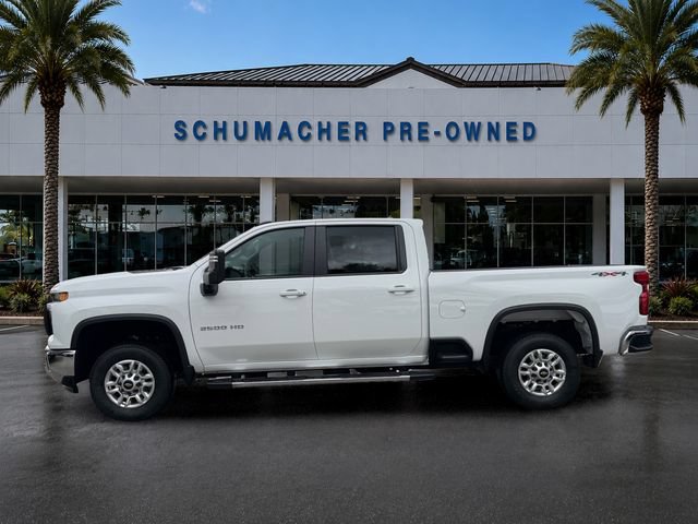 Used 2025 Chevrolet Silverado 2500 LT w/ Convenience Package AWD/4WD image 4