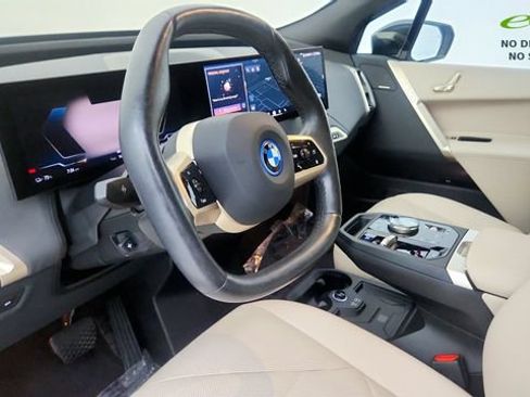 Used 2024 BMW iX xDrive50 w/ Sport Package AWD/4WD image 47