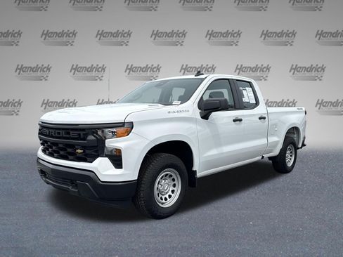 Used 2026 Chevrolet Silverado 1500 W/T w/ Trailering Package AWD/4WD image 5