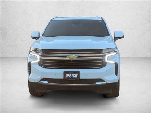 Used 2023 Chevrolet Tahoe LT w/ Luxury Package image 2