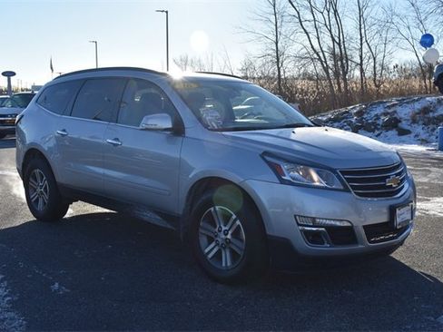 Certified 2016 Chevrolet Traverse LT image 10