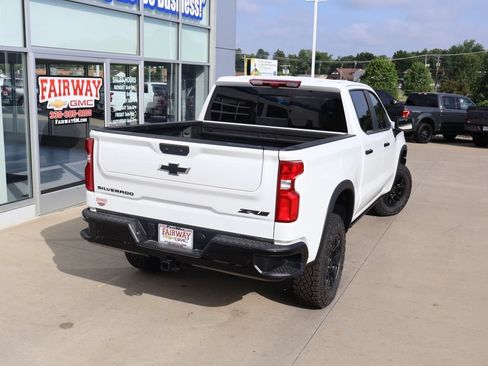 New 2026 Chevrolet Silverado 1500 ZR2 w/ Dark Appearance Package AWD/4WD image 52