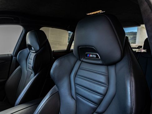 Certified 2022 BMW M5 w/ Competition Package image 27