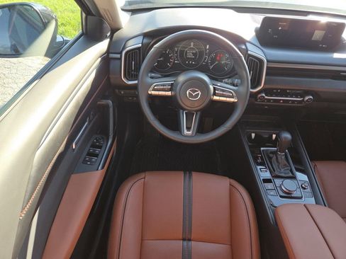 Certified 2025 MAZDA CX-50 Meridian Edition w/ Apex Package AWD/4WD image 23