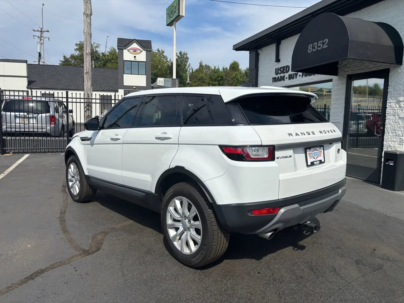Used 2019 Land Rover Range Rover Evoque SE Premium AWD/4WD image 8