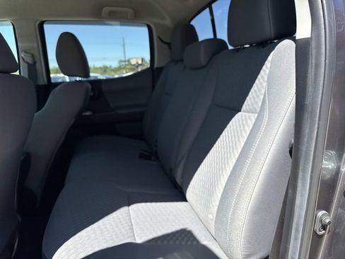 Used 2022 Toyota Tacoma SR5 image 8