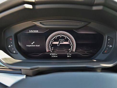 Used 2020 Lamborghini Urus AWD/4WD image 11