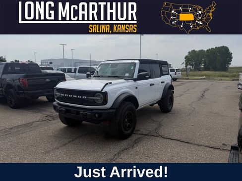 Used 2023 Ford Bronco Wildtrak AWD/4WD image 1