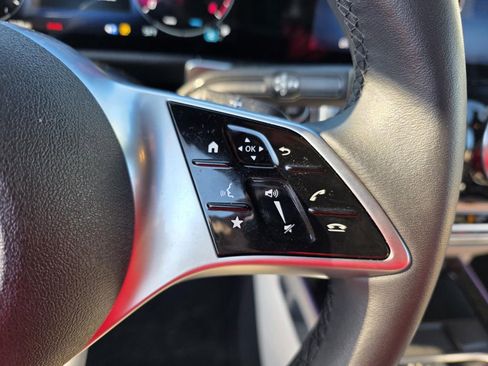 Certified 2025 Mercedes-Benz GLB 250 GLB  250 image 18