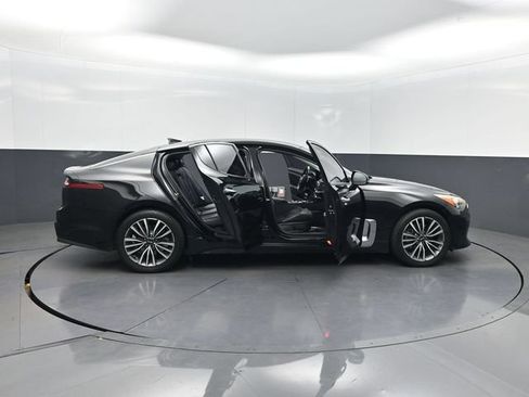Used 2019 Kia Stinger image 43
