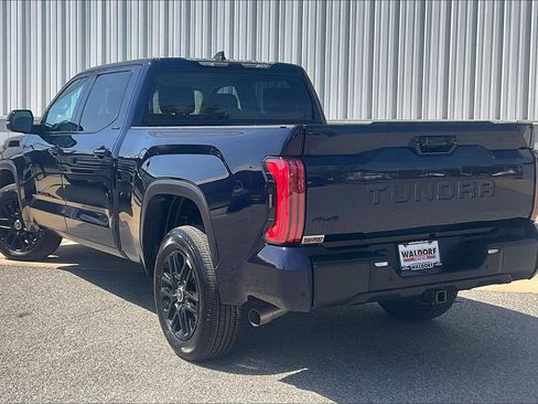 Used 2024 Toyota Tundra Limited AWD/4WD image 15