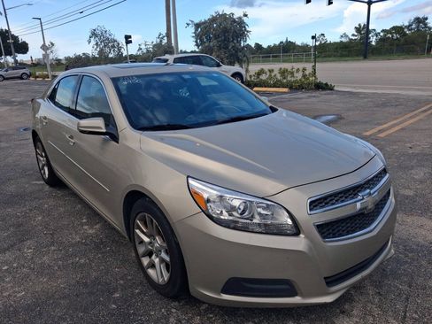 Used 2013 Chevrolet Malibu LT w/ Power Convenience Package FWD image 4