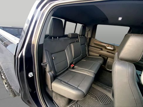 Used 2023 Chevrolet Silverado 1500 LT Trail Boss w/ Convenience Package II AWD/4WD image 19