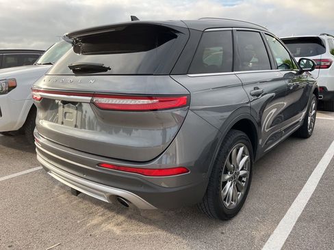 Used 2021 Lincoln Corsair FWD w/ Premium Package image 2