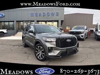 Used 2025 Ford Explorer ST-Line video 1