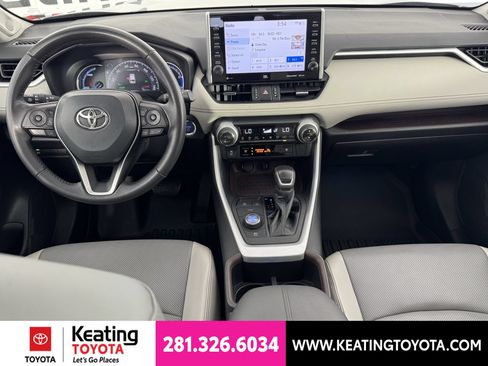 Certified 2022 Toyota RAV4 Limited AWD/4WD image 25
