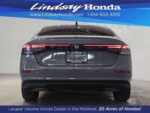 Certified 2025 Honda Accord SE image 5
