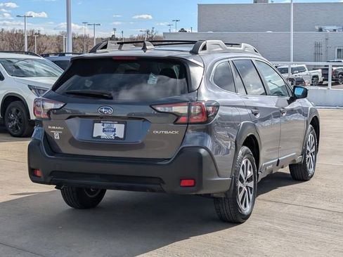 Certified 2025 Subaru Outback Premium w/ Popular Package #1A image 3