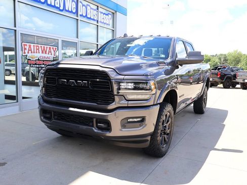 Used 2022 RAM 2500 Limited AWD/4WD image 6
