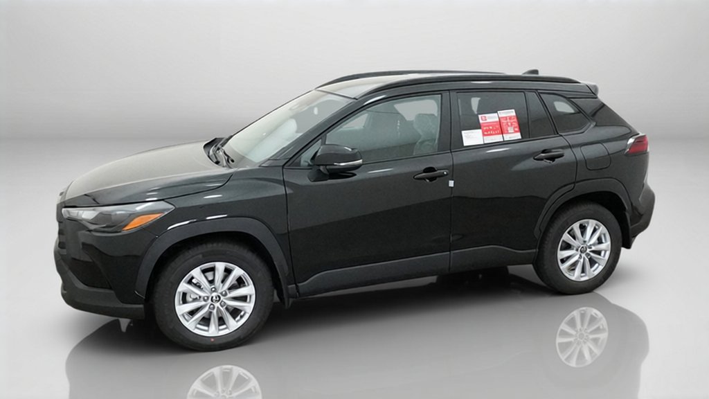 New 2026 Toyota Corolla Cross LE FWD image 5