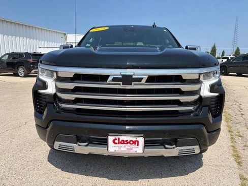 Used 2023 Chevrolet Silverado 1500 High Country w/ Technology Package AWD/4WD image 9