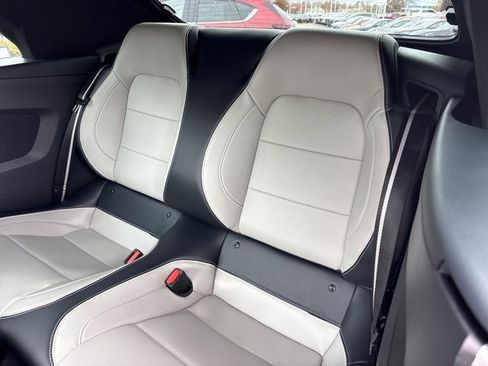 Used 2024 Ford Mustang GT Premium image 15